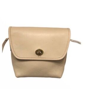 Coach vintage cream leather crossbody bag